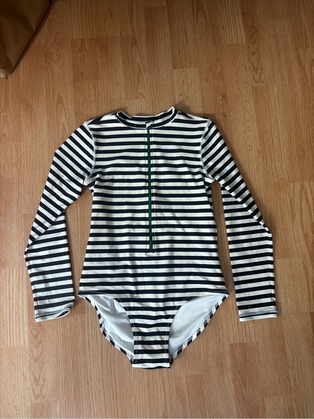Primary striped bathing suit long sleeve sz 12 zip up navy cream coverage